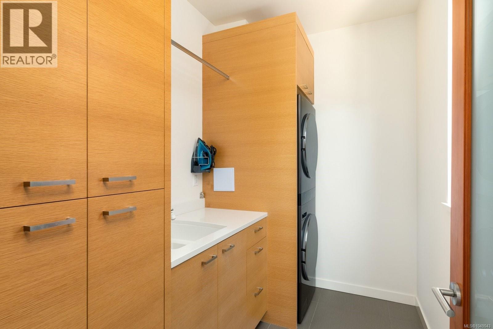 4022 Rainbow Hill Lane - Image 33