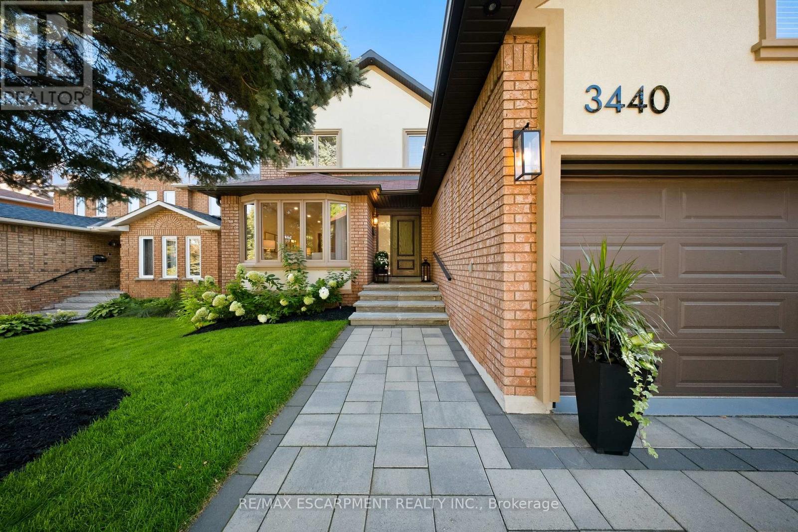3440 MARMAC CRESCENT - 2