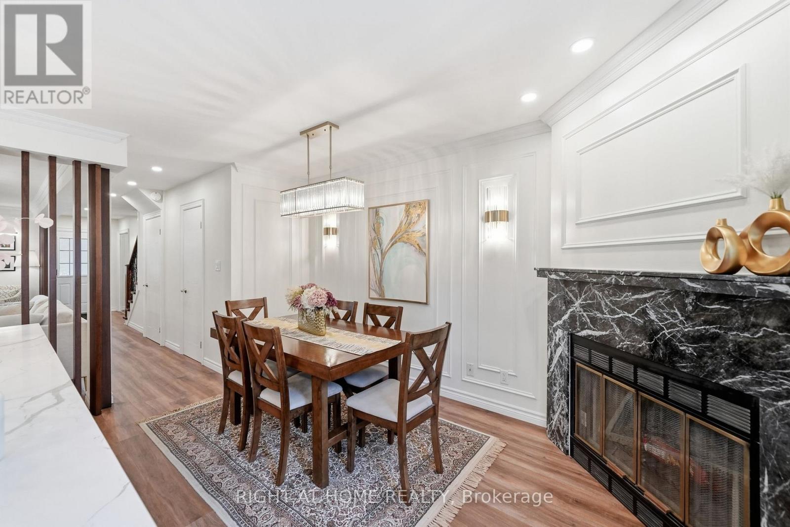 #44 2272 MOWAT AVENUE - 21