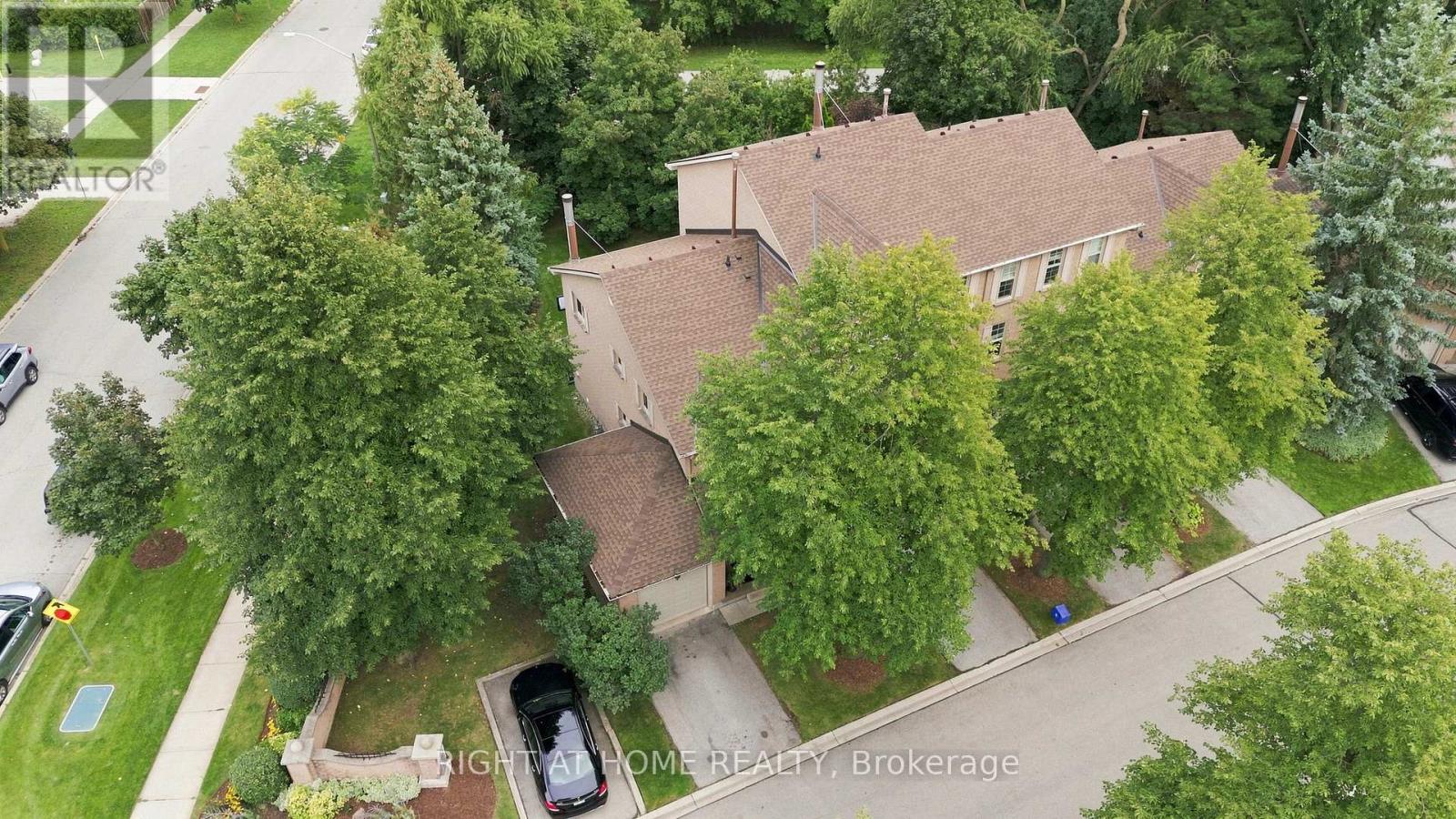 #44 2272 MOWAT AVENUE - 3