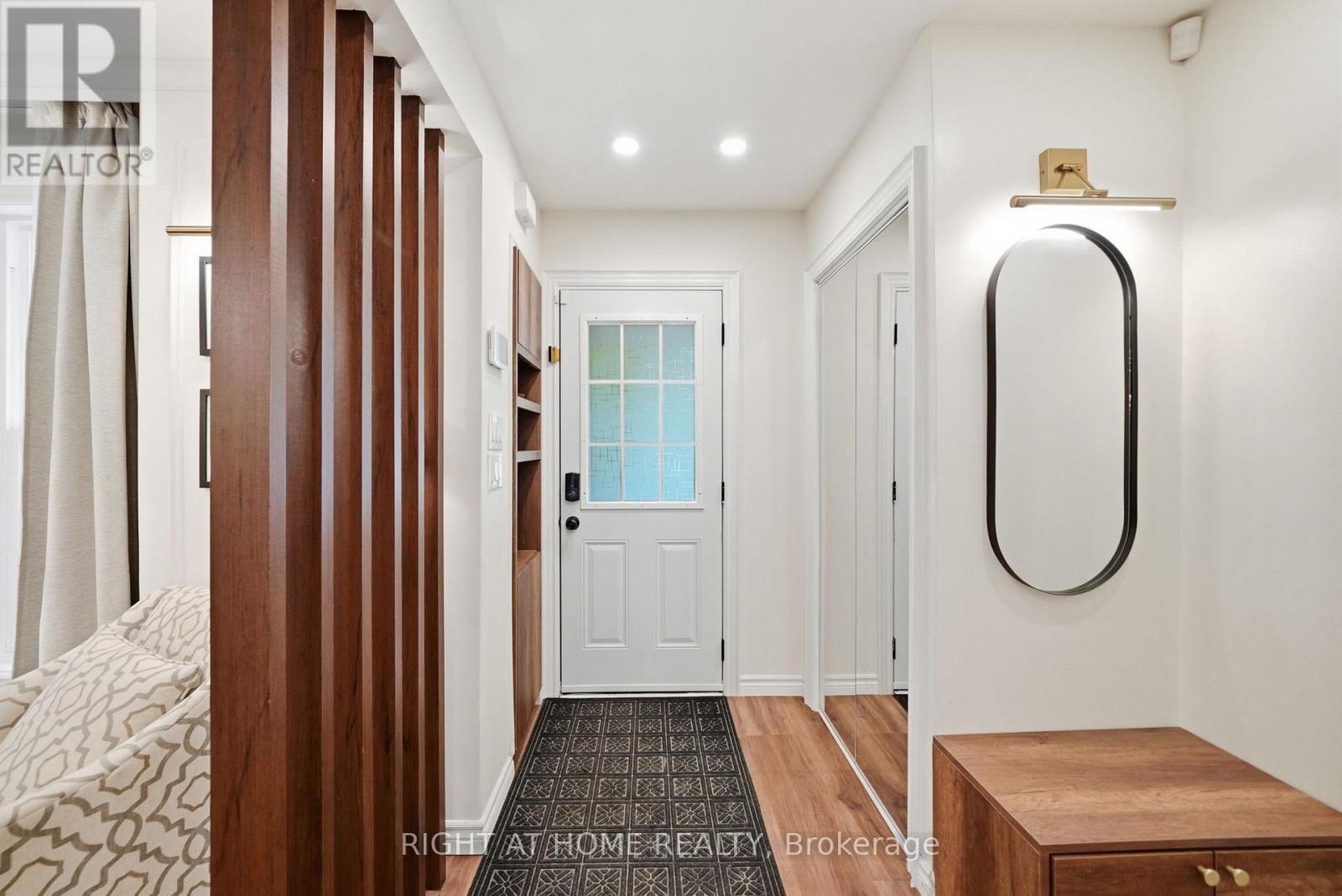 #44 2272 MOWAT AVENUE - 7
