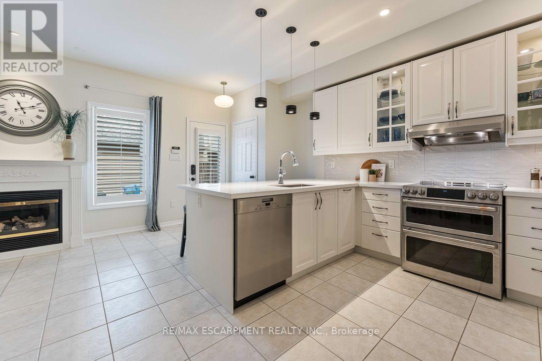 253 GATWICK DRIVE - 15