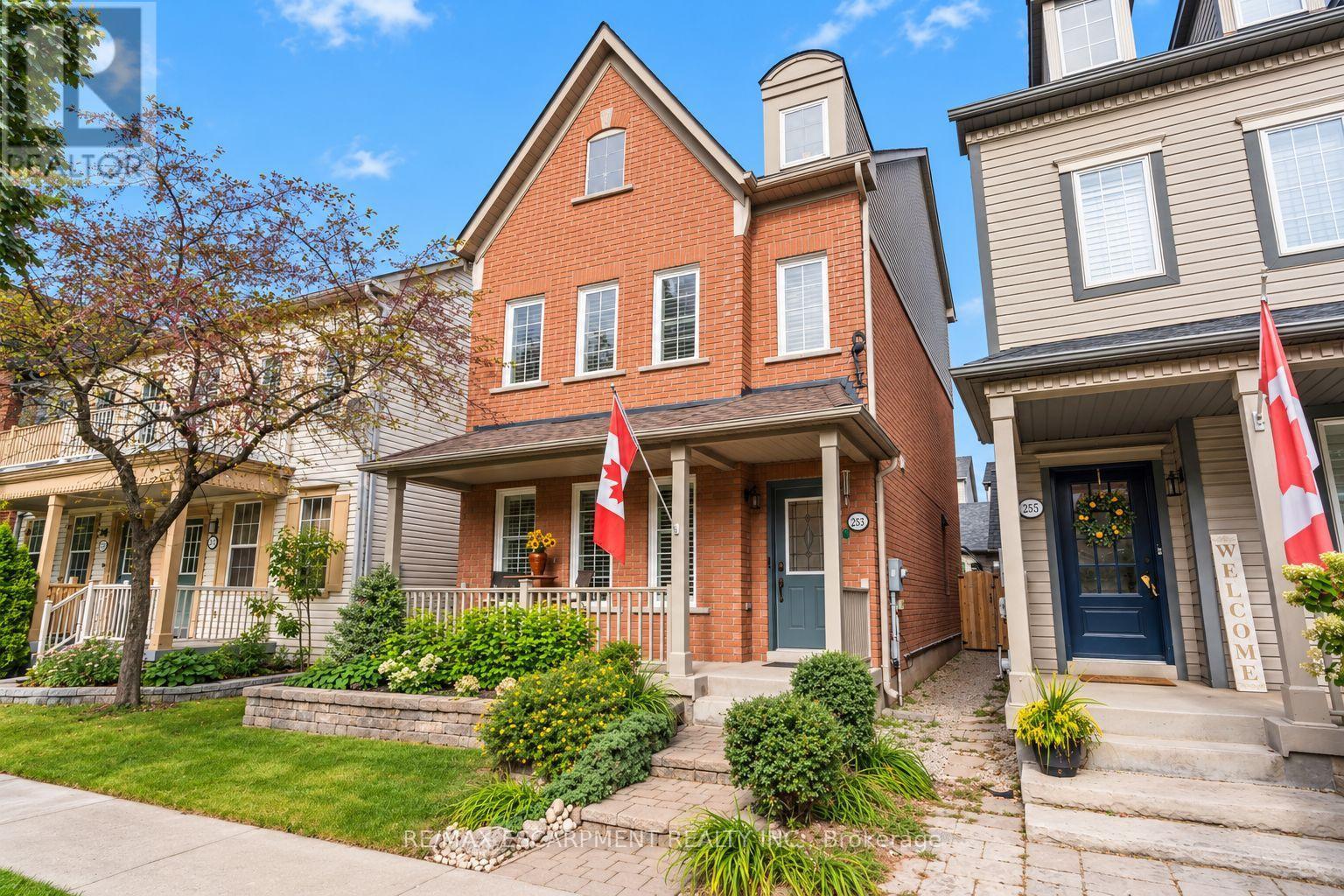253 GATWICK DRIVE - 2