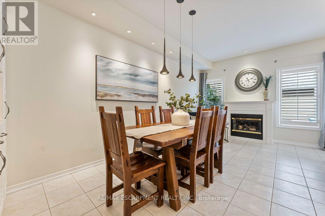 253 GATWICK DRIVE - 8
