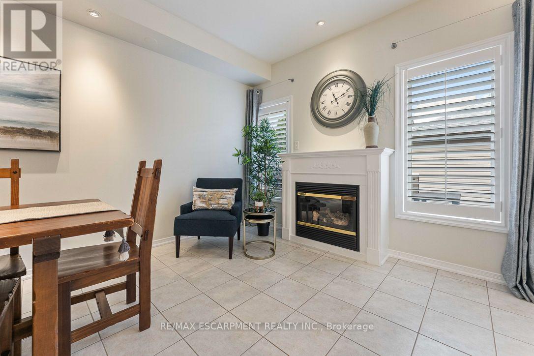 253 GATWICK DRIVE - 9
