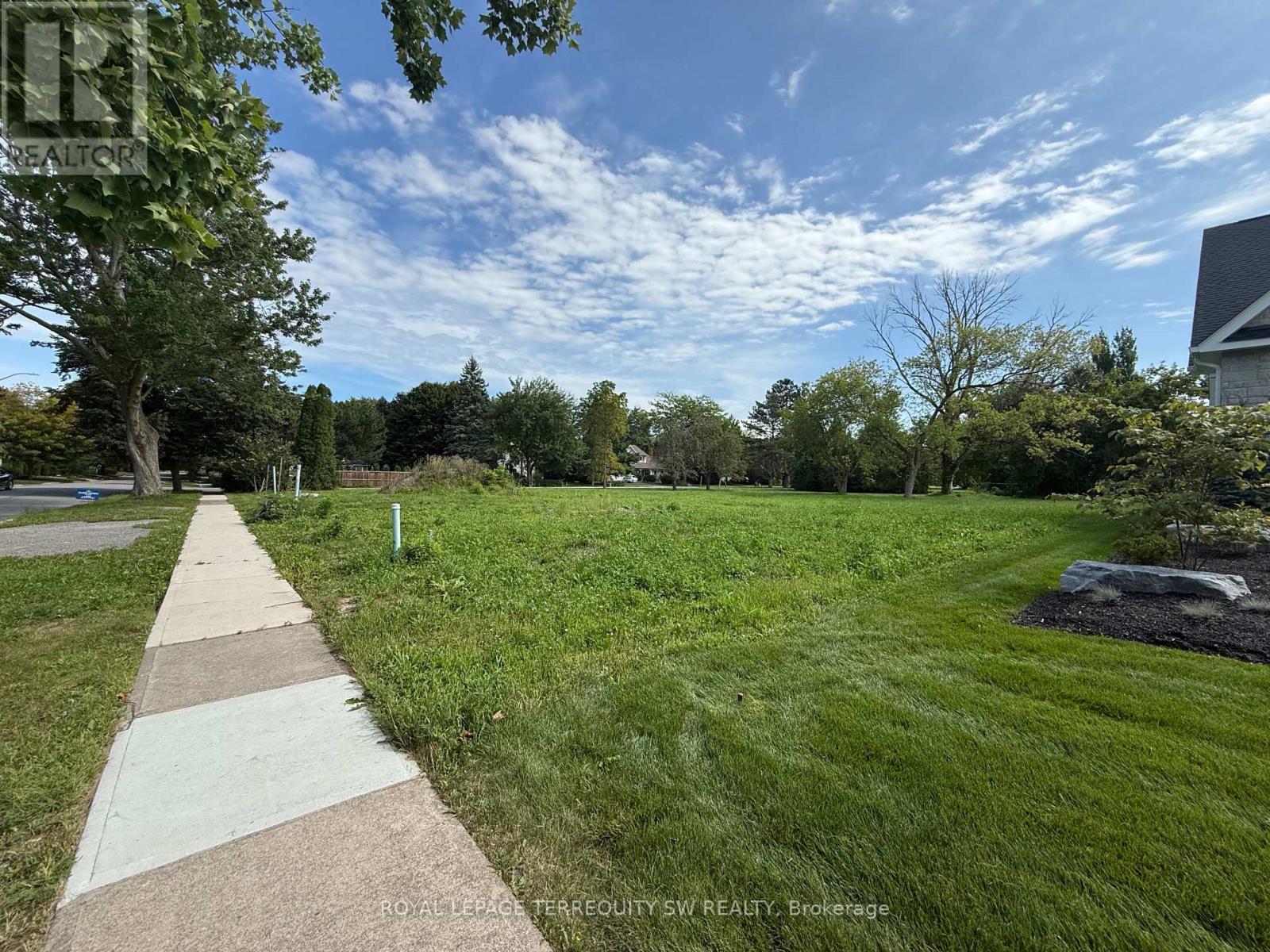 672-684 Rye photo 2
