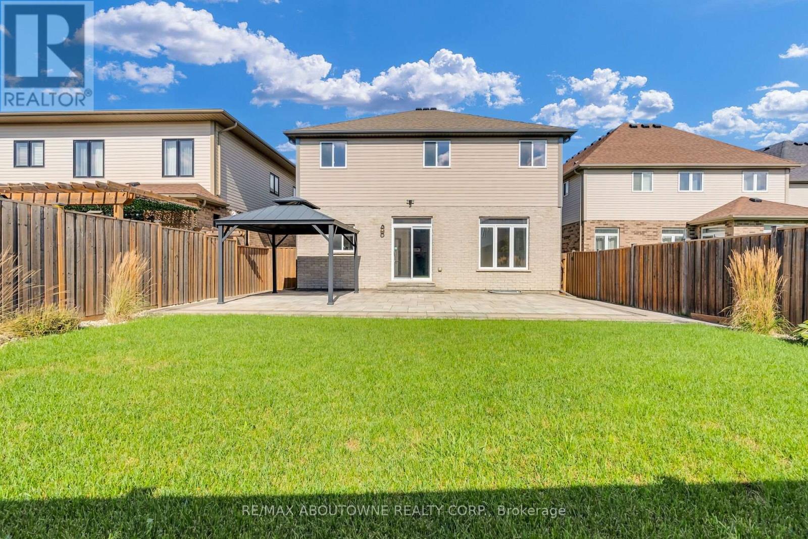 94 AMBROUS CRESCENT - Image 42