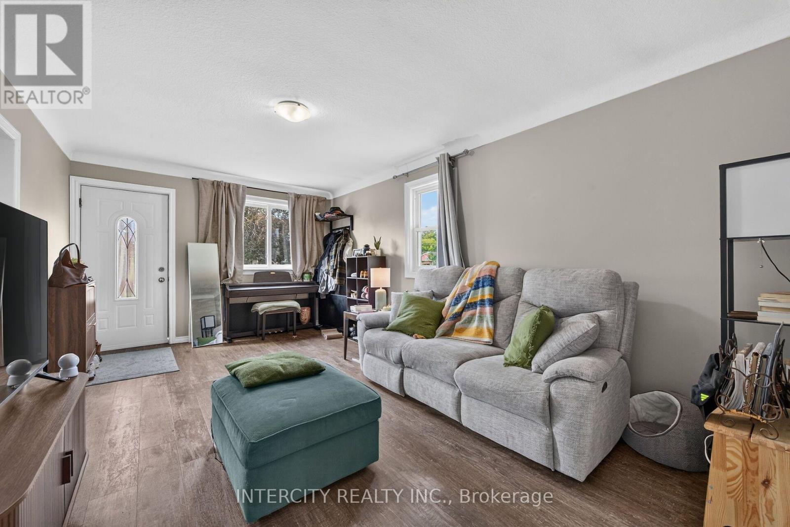 20 KENT STREET - 5