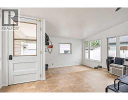 239 2 Street E, Brooks, AB T1R0G8 Photo 32