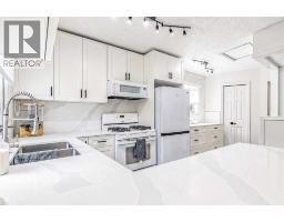 239 2 Street E, Brooks, AB T1R0G8 Photo 15