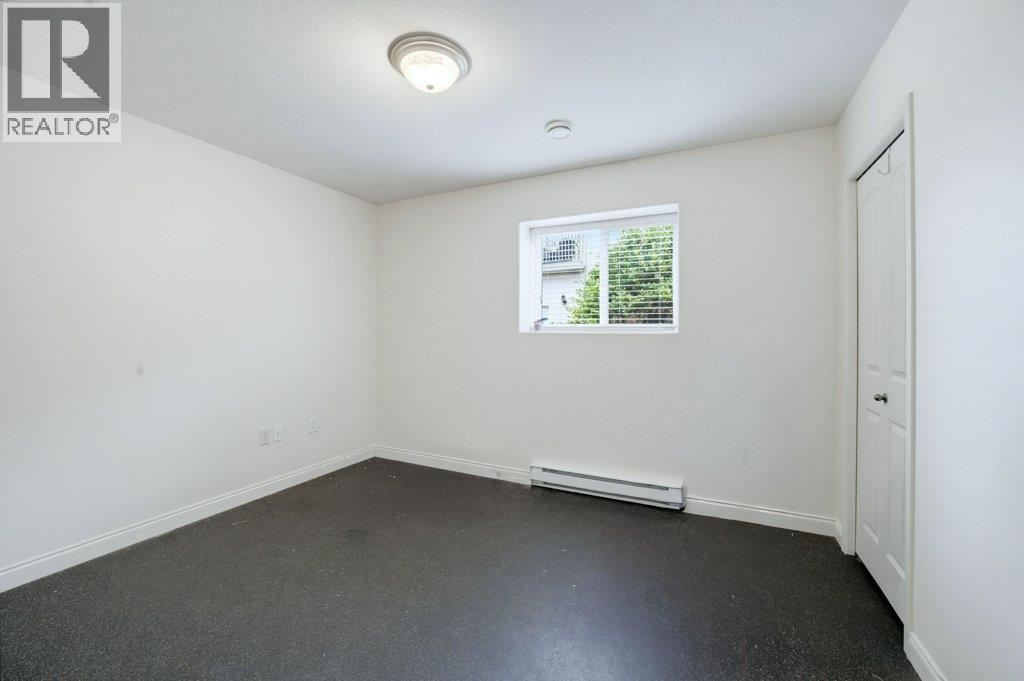 2440 4 Avenue SE - 17
