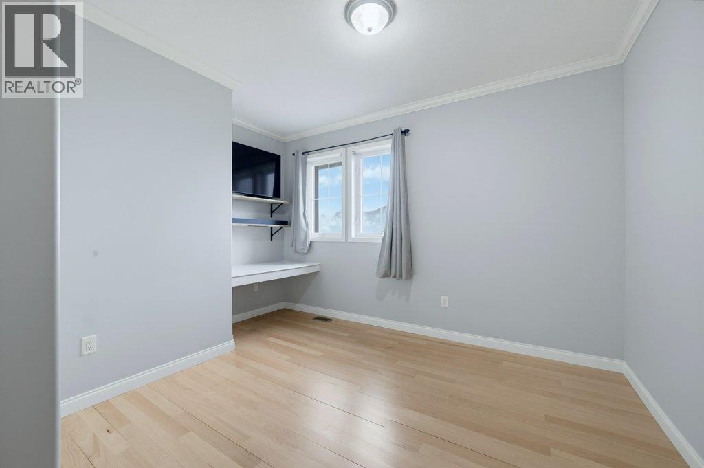 2440 4 Avenue SE - 47