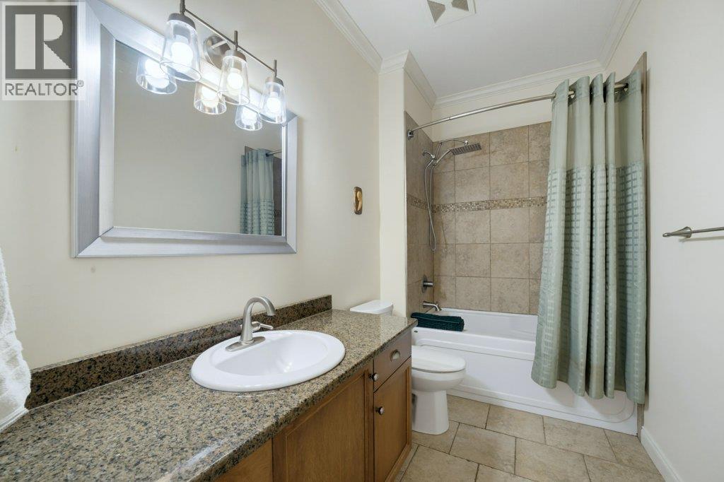 2440 4 Avenue SE - 51