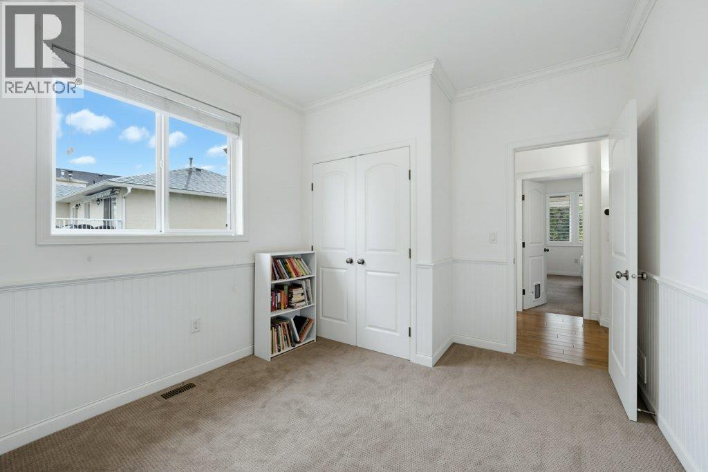 2440 4 Avenue SE - 50