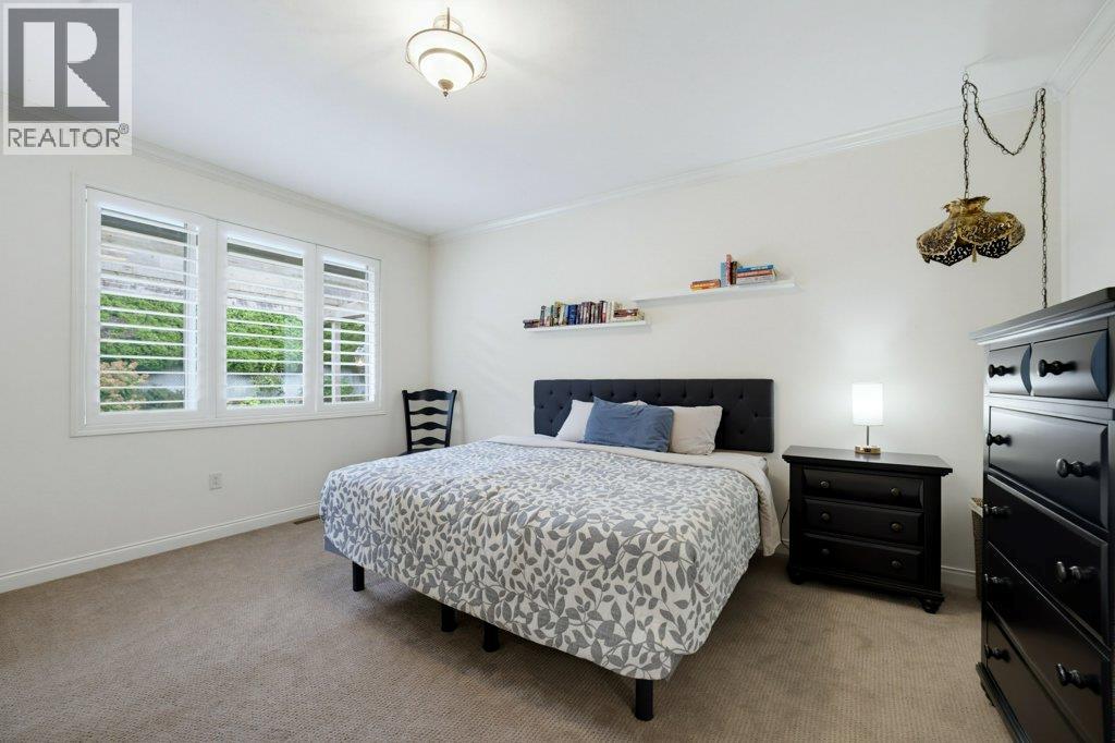 2440 4 Avenue SE - 53