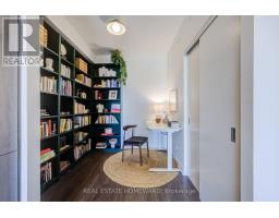 309 - 223 St Clair Avenue W, Toronto, ON M4V1R3 Photo 18