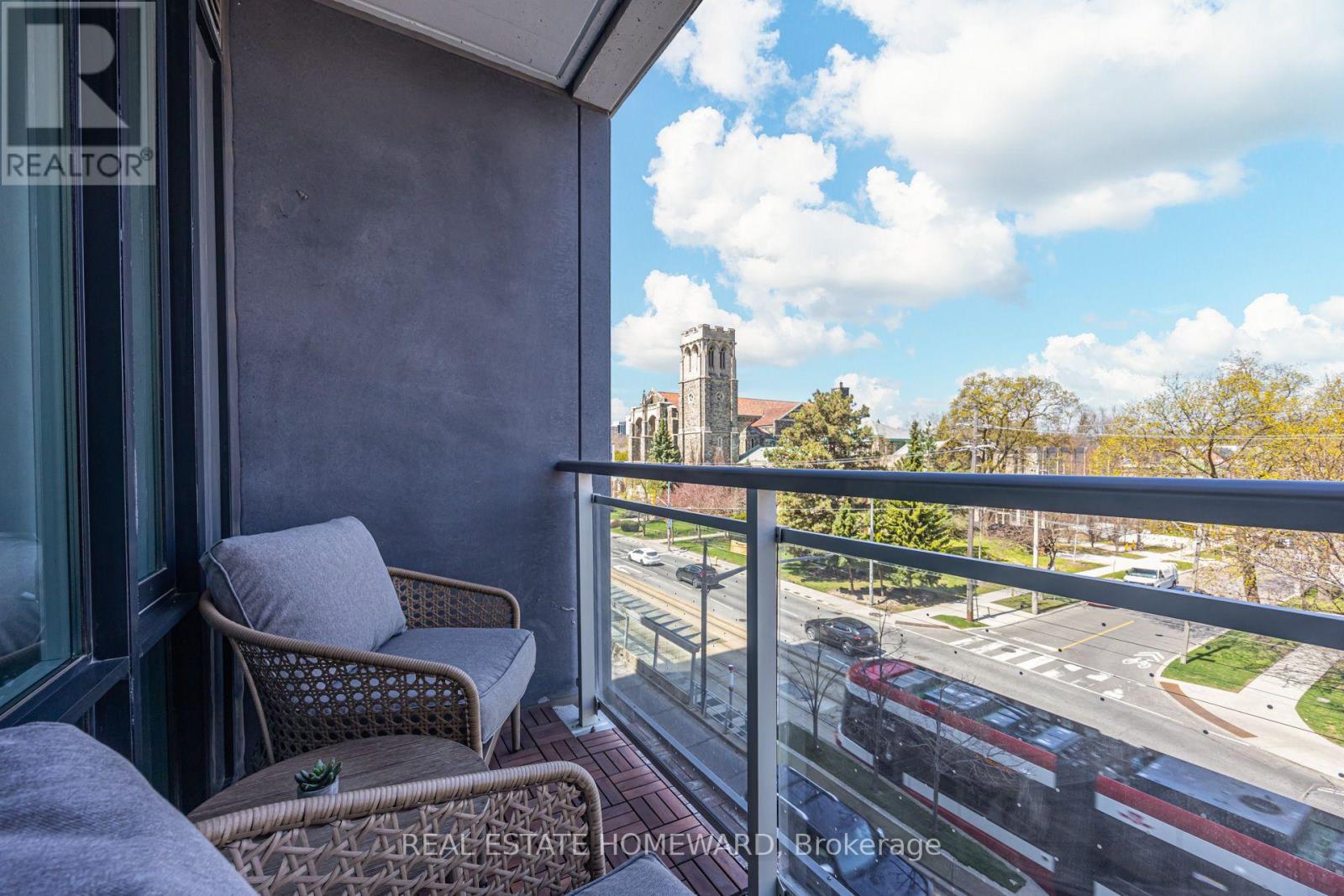 #309 223 ST CLAIR AVENUE W - 21