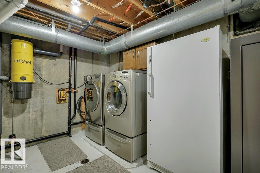 17927 92A ST NW - 44