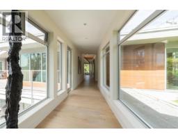3931 Cadboro Bay Rd, Saanich, BC V8N4G7 Photo 40