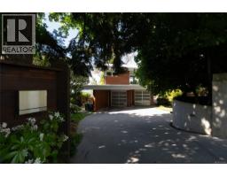 3931 Cadboro Bay Rd, Saanich, BC V8N4G7 Photo 53