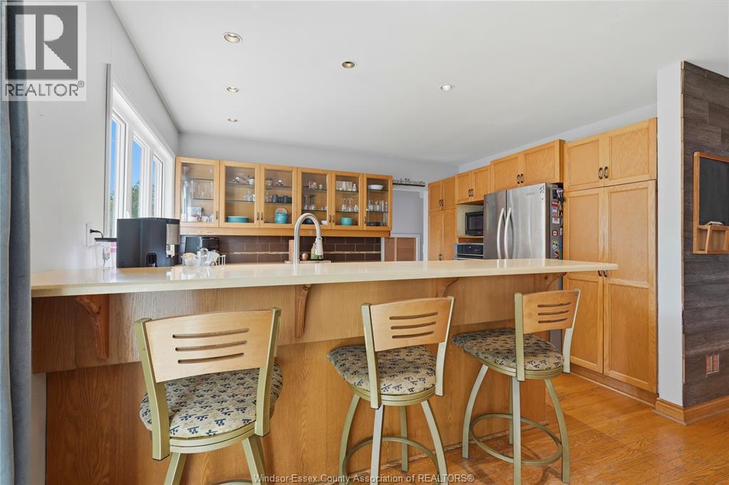 2574 BUCKINGHAM - 17