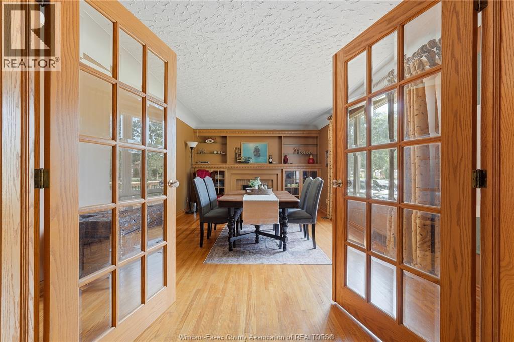 2574 BUCKINGHAM - 7
