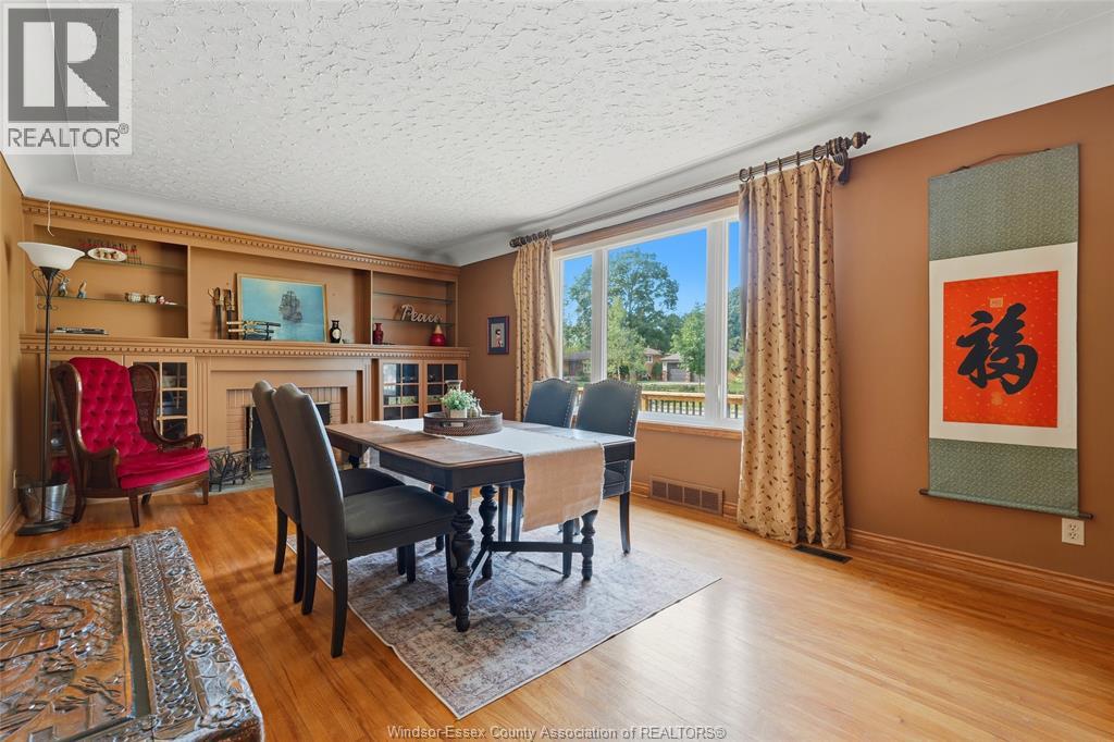 2574 BUCKINGHAM - 9
