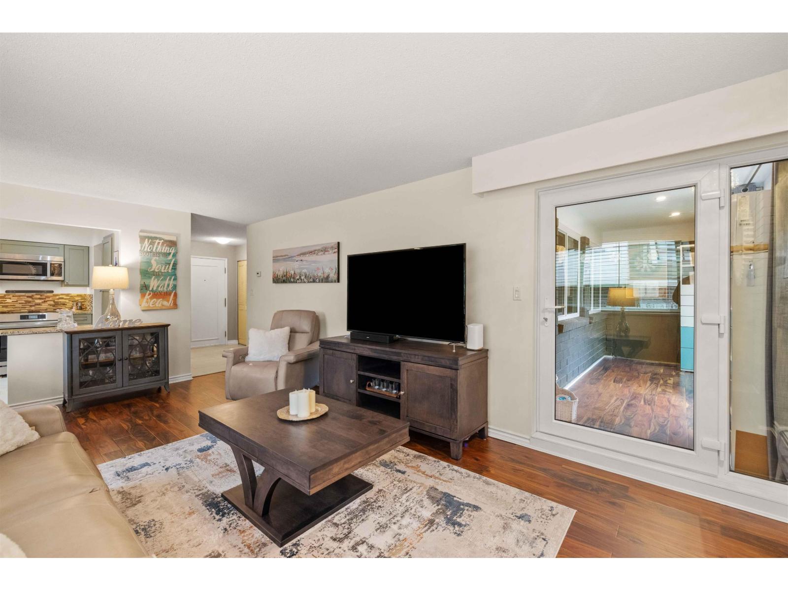 107 1368 FOSTER STREET, White Rock