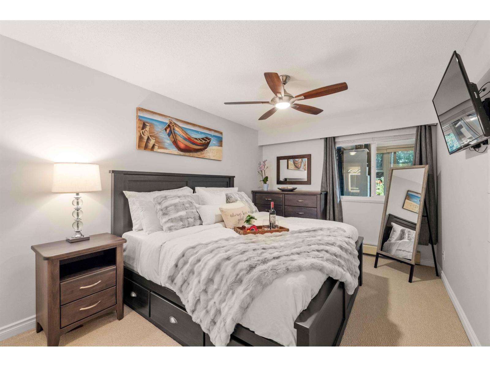 107 1368 FOSTER STREET, White Rock