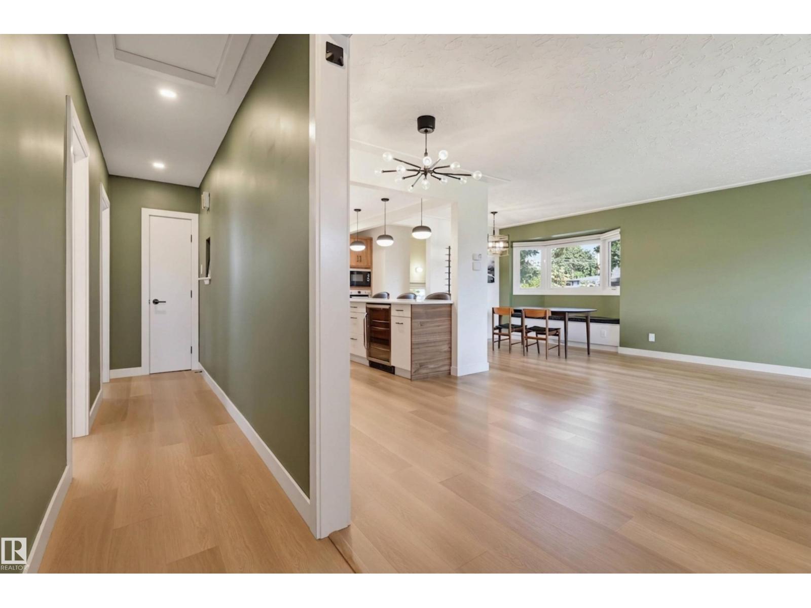 9544 148 ST NW - 20