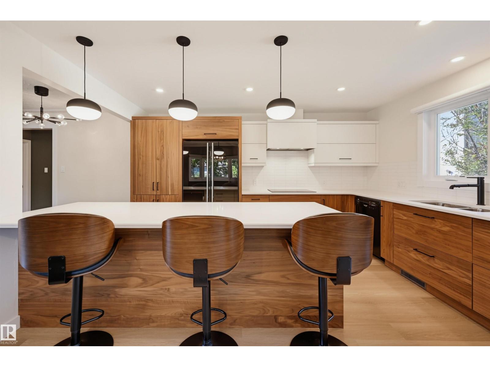 9544 148 ST NW - 17