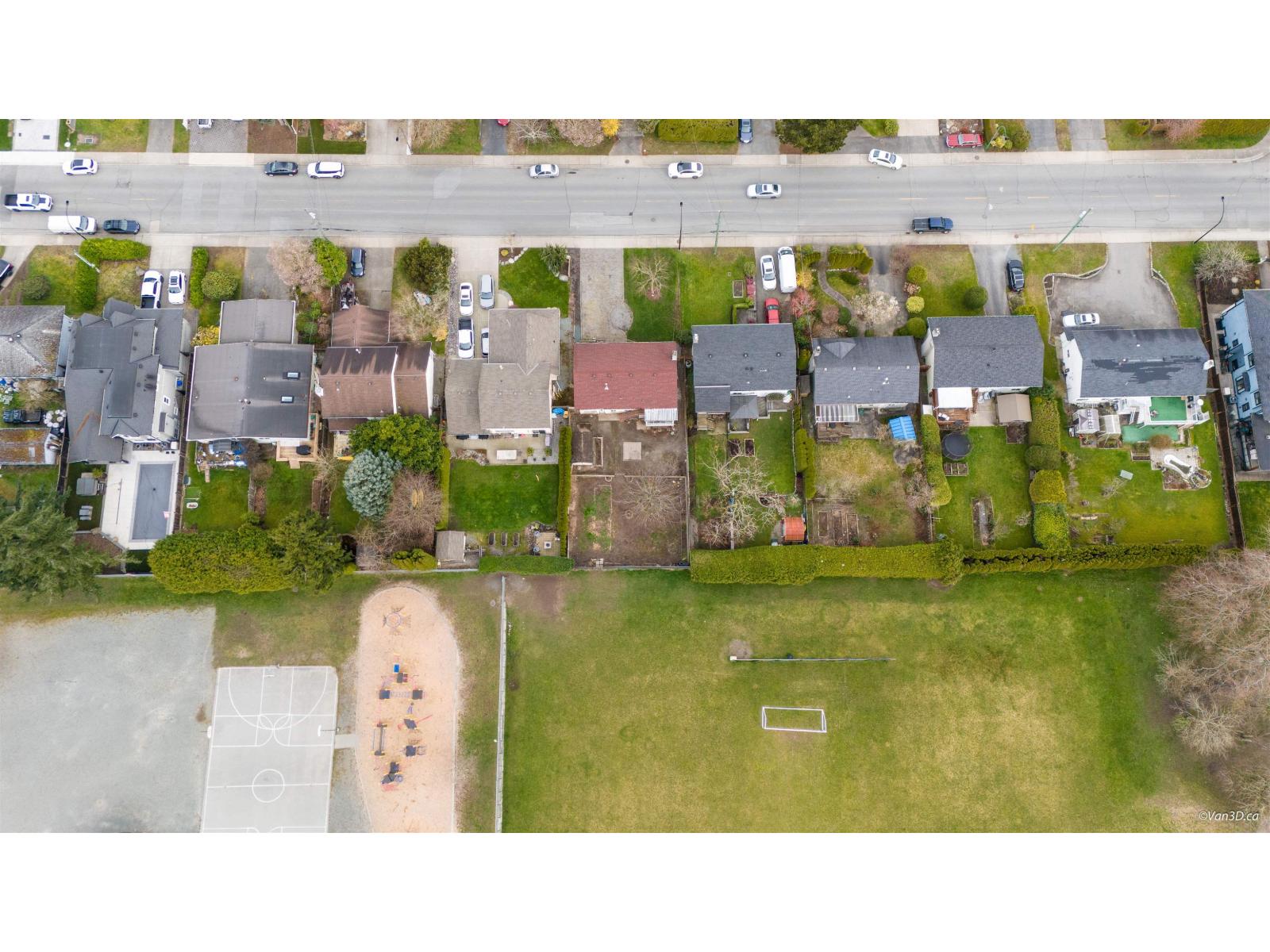 15894 THRIFT AVENUE, White Rock