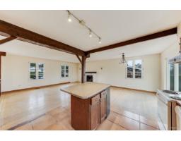 15894 Thrift Avenue, White Rock, BC V4B2M8 Photo 11