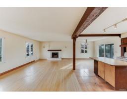 15894 Thrift Avenue, White Rock, BC V4B2M8 Photo 12