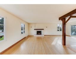 15894 Thrift Avenue, White Rock, BC V4B2M8 Photo 14