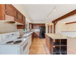 15894 Thrift Avenue, White Rock, BC V4B2M8 Photo 19
