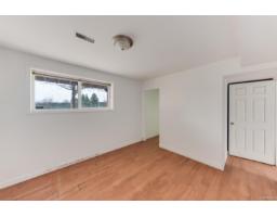15894 Thrift Avenue, White Rock, BC V4B2M8 Photo 37