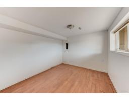 15894 Thrift Avenue, White Rock, BC V4B2M8 Photo 38