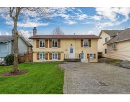 15894 Thrift Avenue, White Rock, BC V4B2M8 Photo 8