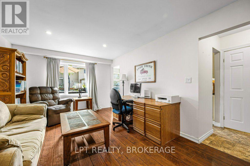 780 MUIRFIELD CRESCENT - Image 18