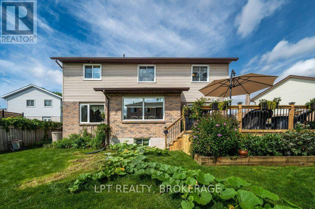 780 MUIRFIELD CRESCENT - Image 43