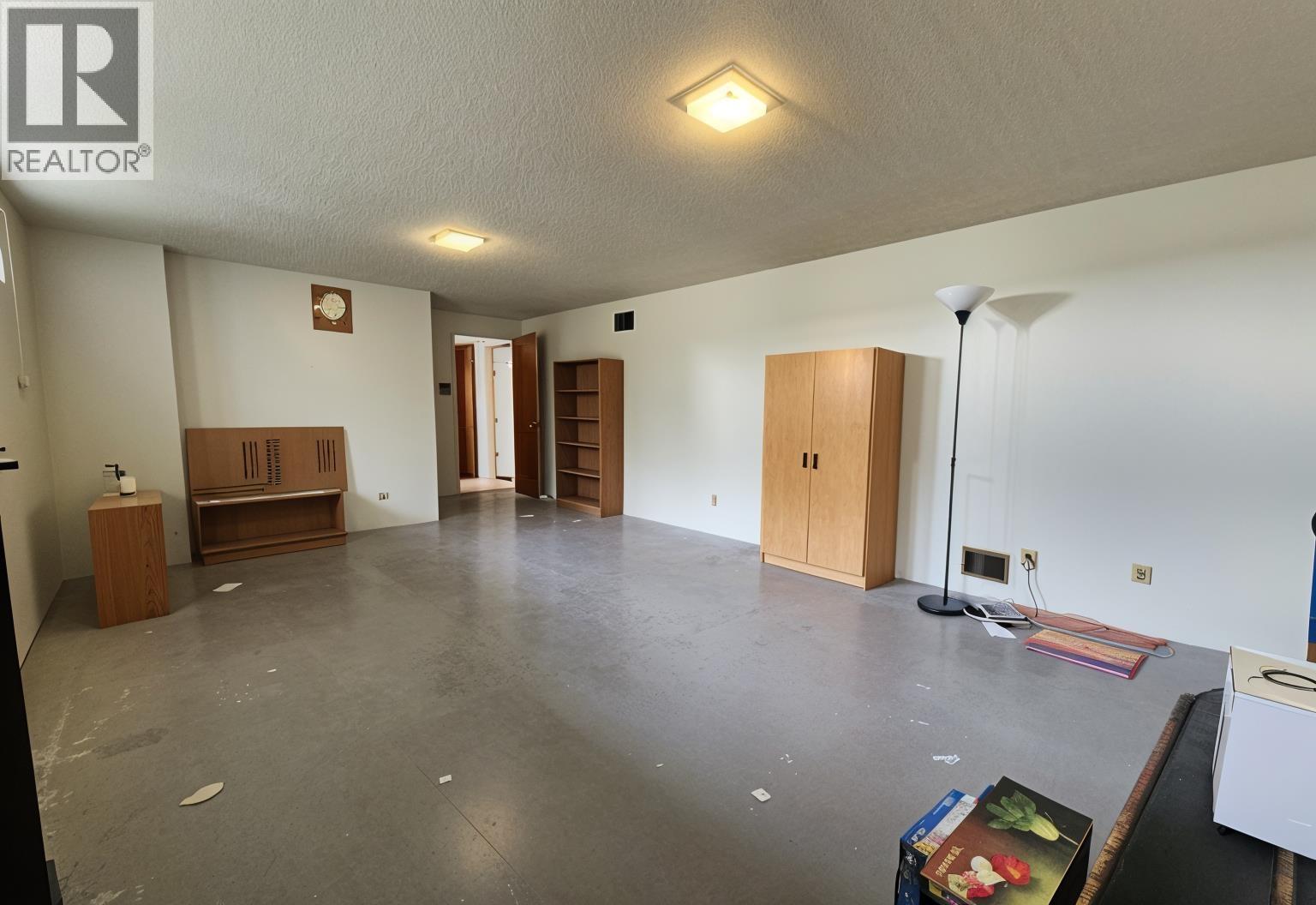 2614 ELLISON DRIVE - 21