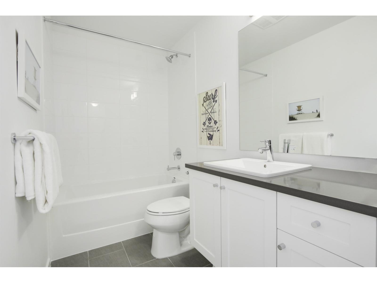 110 7858 137 STREET, Surrey — photo 3