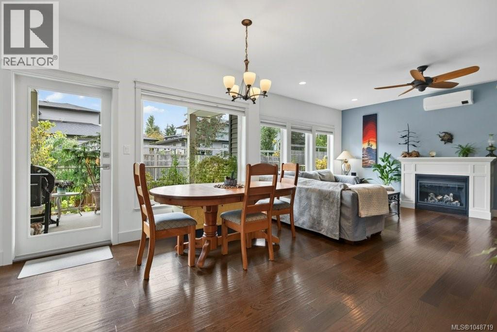 2581 Kendal Ave - Image 8