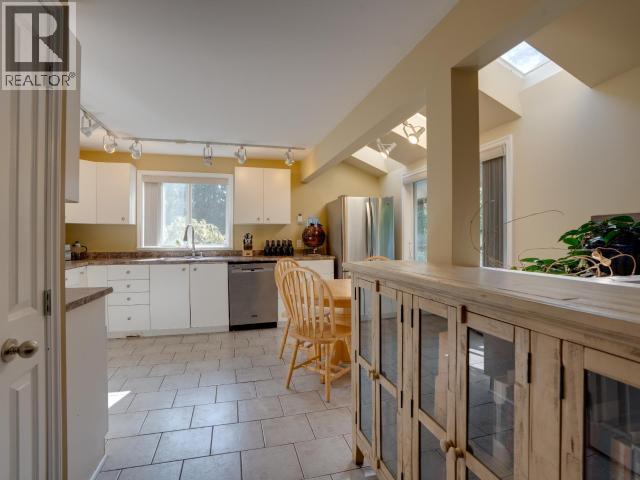 2530 JENKINSON ROAD, Powell River