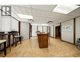 358-374 Shepherd Street West, Windsor, ON N8X1C3 Photo 6