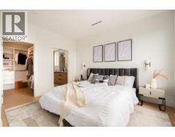 1 3645 Dundas Street, Vancouver, BC V5K1S3 Photo 14