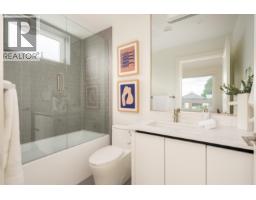 1 3645 Dundas Street, Vancouver, BC V5K1S3 Photo 18