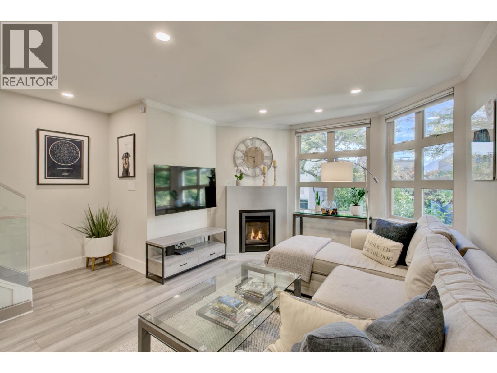 1360 W 8TH AVENUE, Vancouver