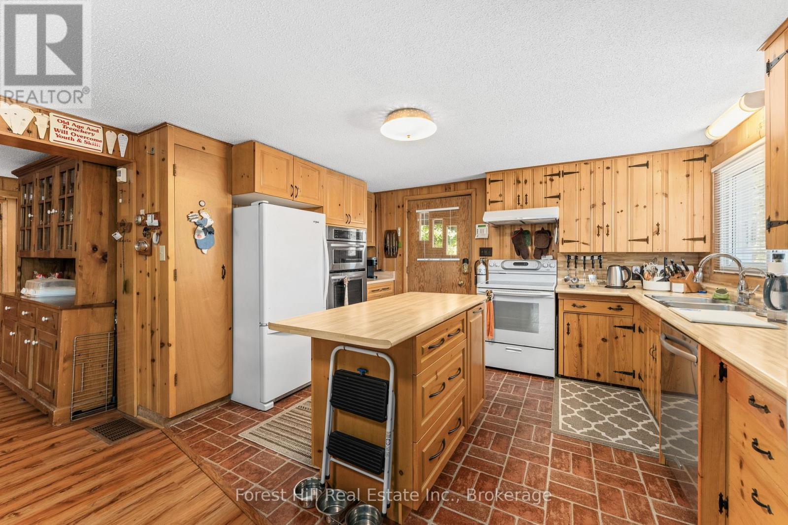 1062 PINE LAKE ROAD, Gravenhurst (Muskoka (S)) — photo 9
